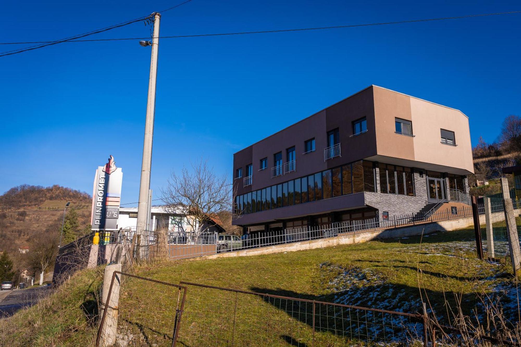 Ema, Asja, Eda Apartments Зеница Экстерьер фото